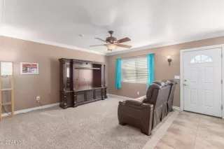 Photo #6: 6521673 Listing