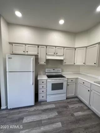 Photo #3: 6521697 Listing