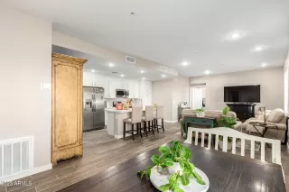 Photo #4: 6521749 Listing 