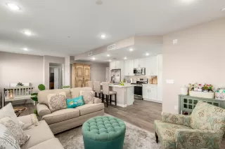 Photo #5: 6521749 Listing 