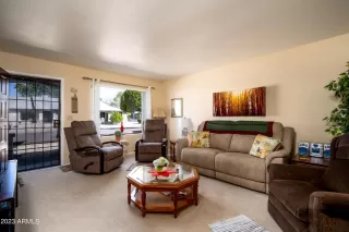 Photo #3: 6521761 Listing 
