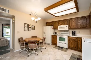 Photo #5: 6521761 Listing 