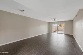 Photo #4: 6521840 Listing