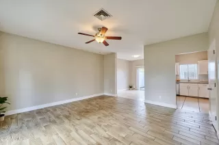 Photo #6: 6522246 Listing