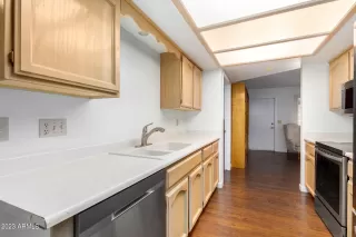 Photo #4: 6522292 Listing 