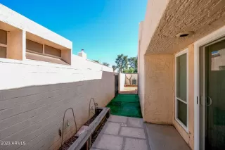 Photo #2: 6522352 Listing
