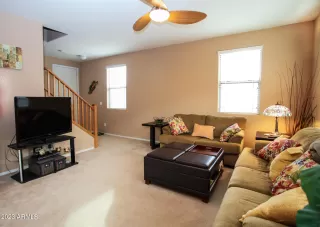 Photo #6: 6523083 Listing