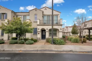Photo #1: 6523500 Listing 