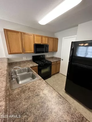 Photo #2: 6523531 Listing 