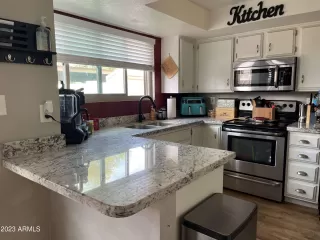 Photo #4: 6523704 Listing