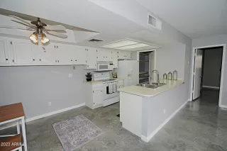 Photo #2: 6523866 Listing