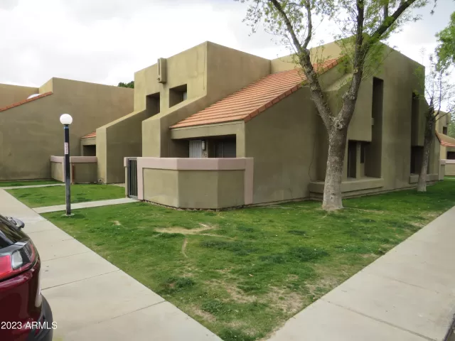 MLS: 6524211 Condo For Sale