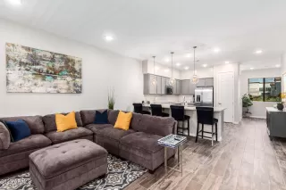 Photo #4: 6524368 Listing