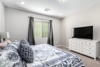 Photo #6: 6524368 Listing