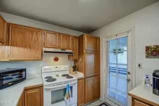 Photo #2: 6524597 Listing 