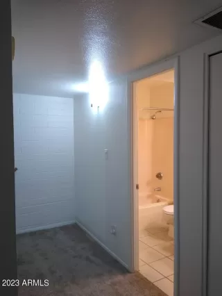 Photo #6: 6524909 Listing