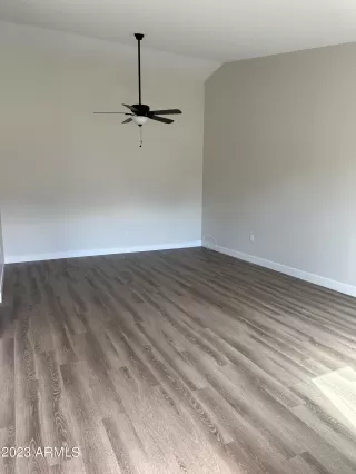 Photo #3: 6525110 Listing