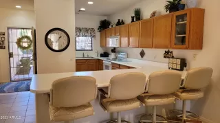 Photo #2: 6525222 Listing