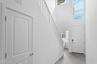 Photo #4: 6525257 Listing