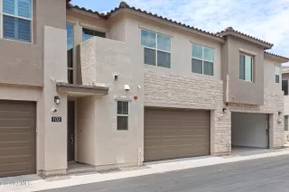 Photo #5: 6525257 Listing