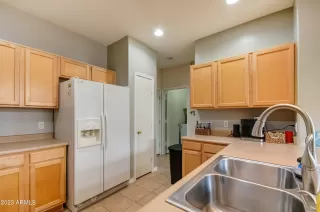 Photo #4: 6525631 Listing