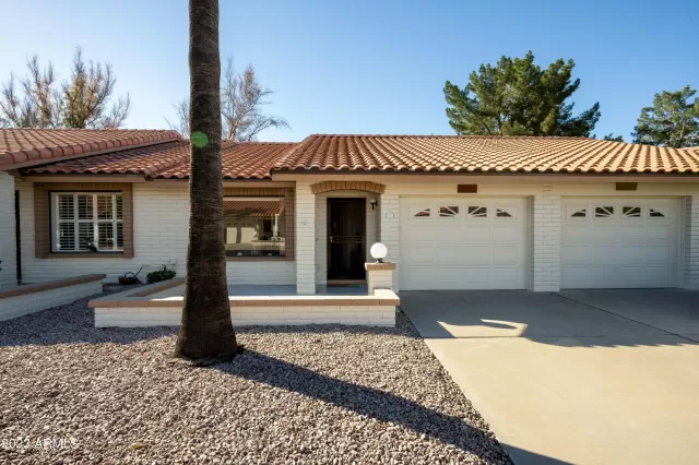 MLS: 6525679 Condo For Sale