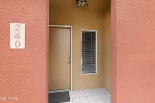 Photo #5: 6525695 Listing