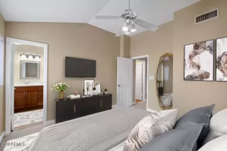 Photo #2: 6525718 Listing