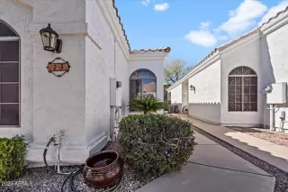 Photo #2: 6525921 Listing