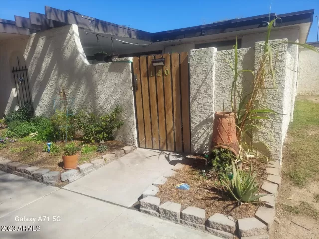 MLS: 6525946 Condo For Sale