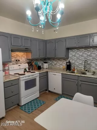 Photo #1: 6525946 Listing