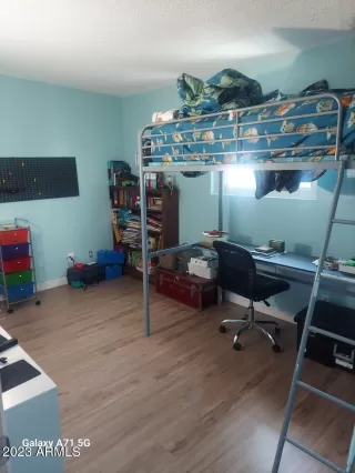 Photo #5: 6525946 Listing