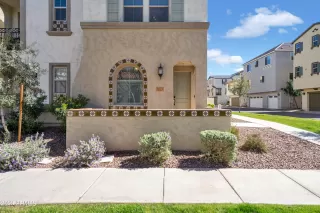 Photo #4: 6525979 Listing