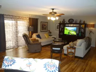 Photo #6: 6525987 Listing 