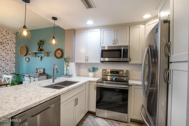 MLS: 6526143 Condo For Sale