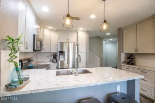 Photo #3: 6526143 Listing 