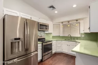 Photo #4: 6526432 Listing 