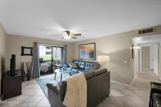 Photo #2: 6526593 Listing