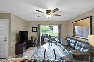 Photo #3: 6526593 Listing