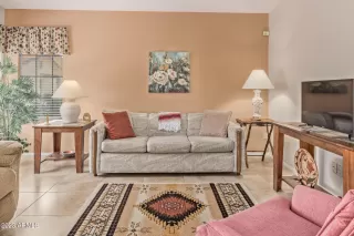 Photo #5: 6526647 Listing 