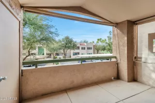 Photo #6: 6526733 Listing