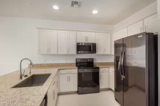 Photo #1: 6526798 Listing