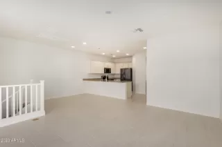 Photo #5: 6526798 Listing