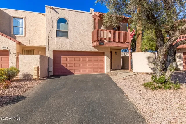 MLS: 6526861 Condo For Sale