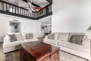 Photo #5: 6526861 Listing 