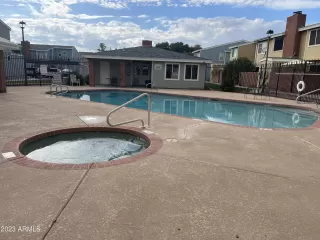 Photo #6: 6526877 Listing 