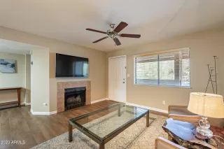 Photo #4: 6526927 Listing