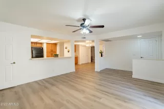 Photo #4: 6527379 Listing