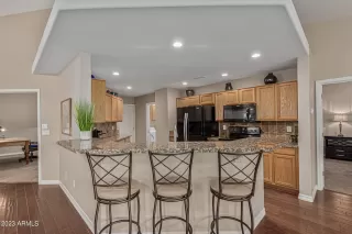 Photo #6: 6527699 Listing