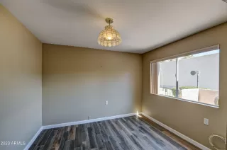 Photo #6: 6527808 Listing